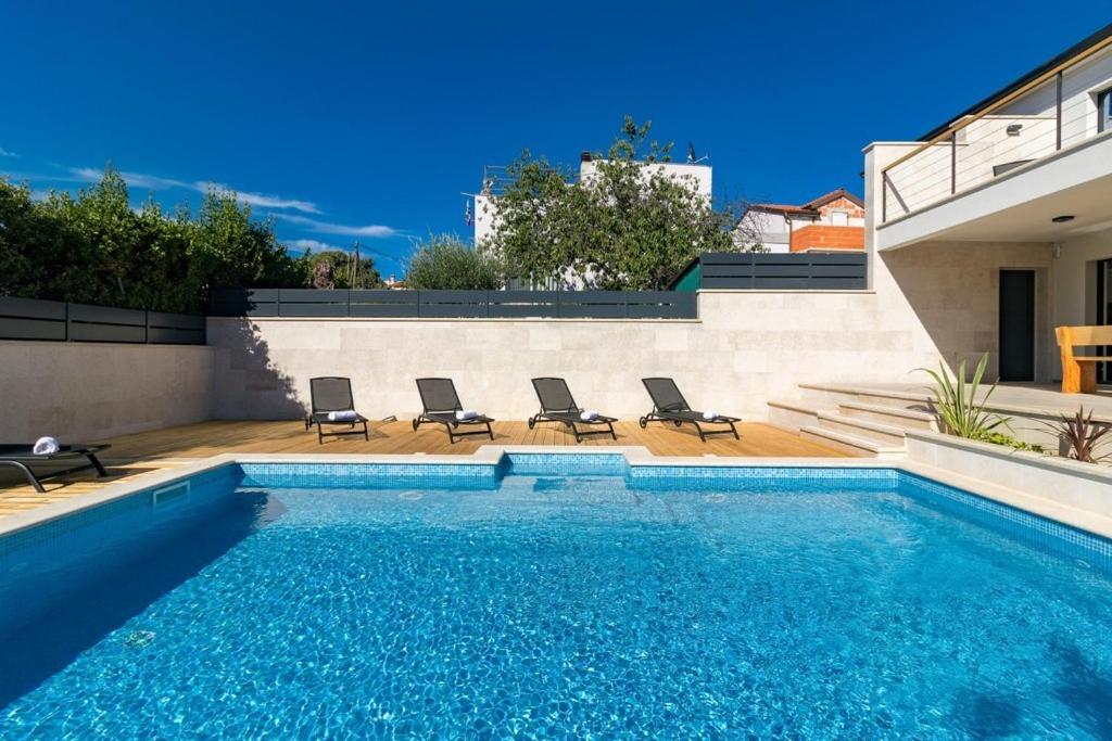 Ližnjan Villa Munat מראה חיצוני תמונה